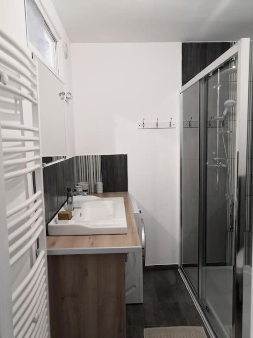 Appartement Les Arcades, T2 En Hypercentre La Rochelle (Charente-Maritime)